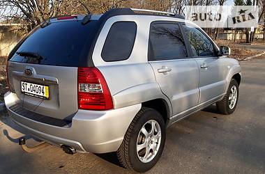 Позашляховик / Кросовер Kia Sportage 2007 в 