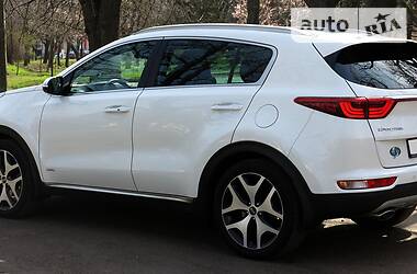 Позашляховик / Кросовер Kia Sportage 2017 в 