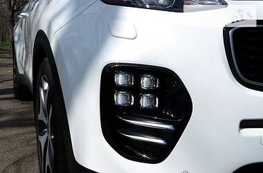 Позашляховик / Кросовер Kia Sportage 2017 в 