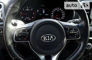 Позашляховик / Кросовер Kia Sportage 2017 в 