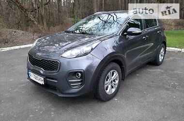 Позашляховик / Кросовер Kia Sportage 2017 в 