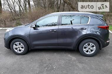 Позашляховик / Кросовер Kia Sportage 2017 в 