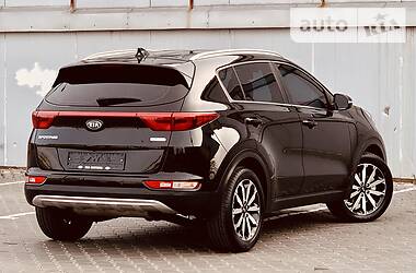 Позашляховик / Кросовер Kia Sportage 2016 в 