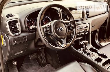 Позашляховик / Кросовер Kia Sportage 2016 в 