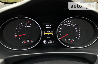 Позашляховик / Кросовер Kia Sportage 2015 в 