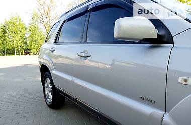 Позашляховик / Кросовер Kia Sportage 2007 в 