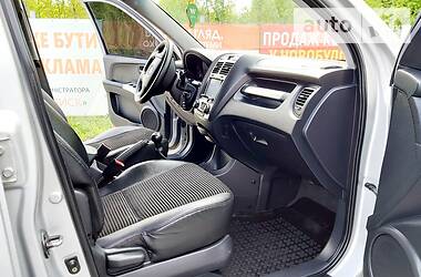 Позашляховик / Кросовер Kia Sportage 2007 в 