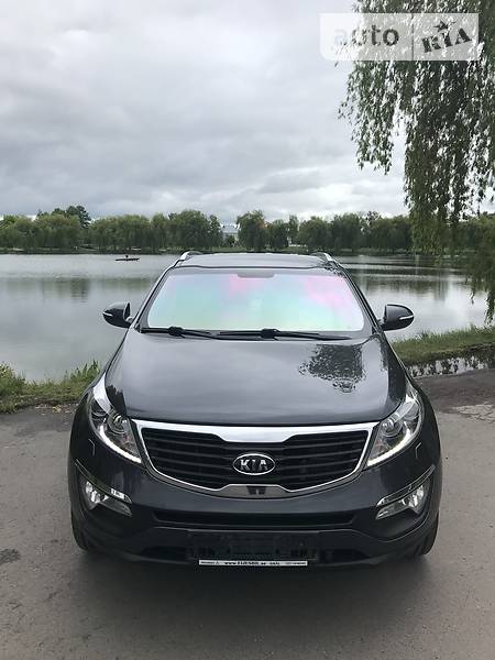 Позашляховик / Кросовер Kia Sportage 2011 в Рівному