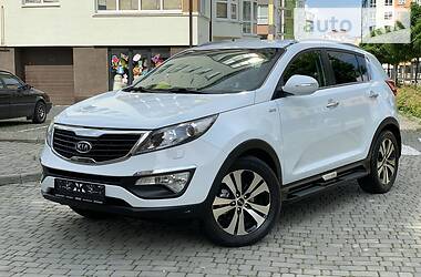 Внедорожник / Кроссовер Kia Sportage 2012 в Ивано-Франковске