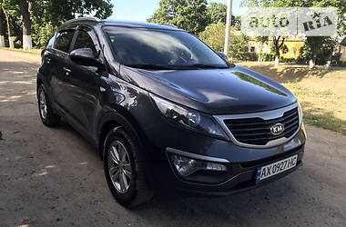 Внедорожник / Кроссовер Kia Sportage 2011 в Харькове