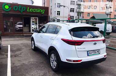 Позашляховик / Кросовер Kia Sportage 2017 в 