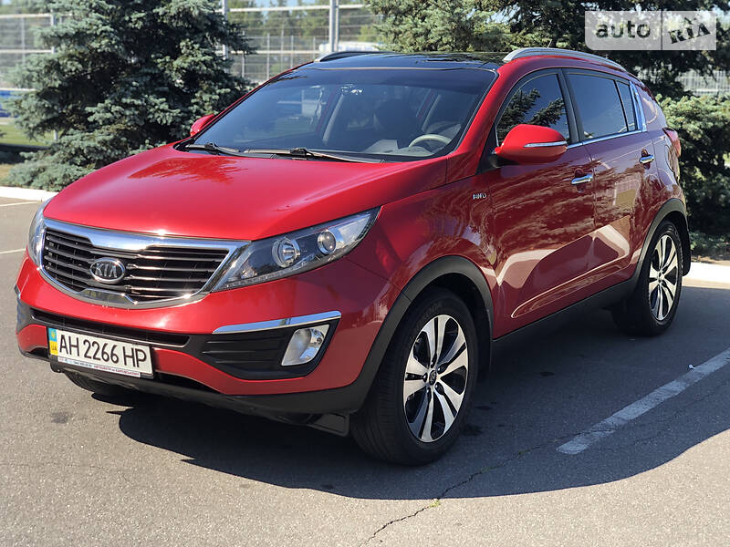 Внедорожник / Кроссовер Kia Sportage 2011 в Киеве