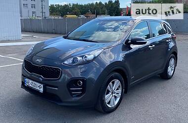 Позашляховик / Кросовер Kia Sportage 2016 в 