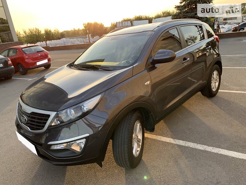 Позашляховик / Кросовер Kia Sportage 2012 в Києві фото 10 Позашляховик / Кросовер Kia Sportage 2012 в Києві