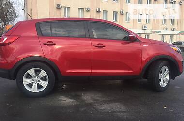 Внедорожник / Кроссовер Kia Sportage 2013 в Полтаве