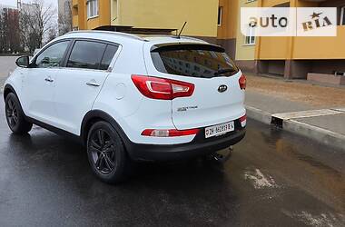 Позашляховик / Кросовер Kia Sportage 2012 в Чернігові