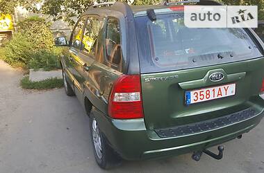 Позашляховик / Кросовер Kia Sportage 2005 в Івано-Франківську