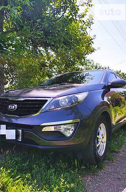 Внедорожник / Кроссовер Kia Sportage 2015 в Запорожье