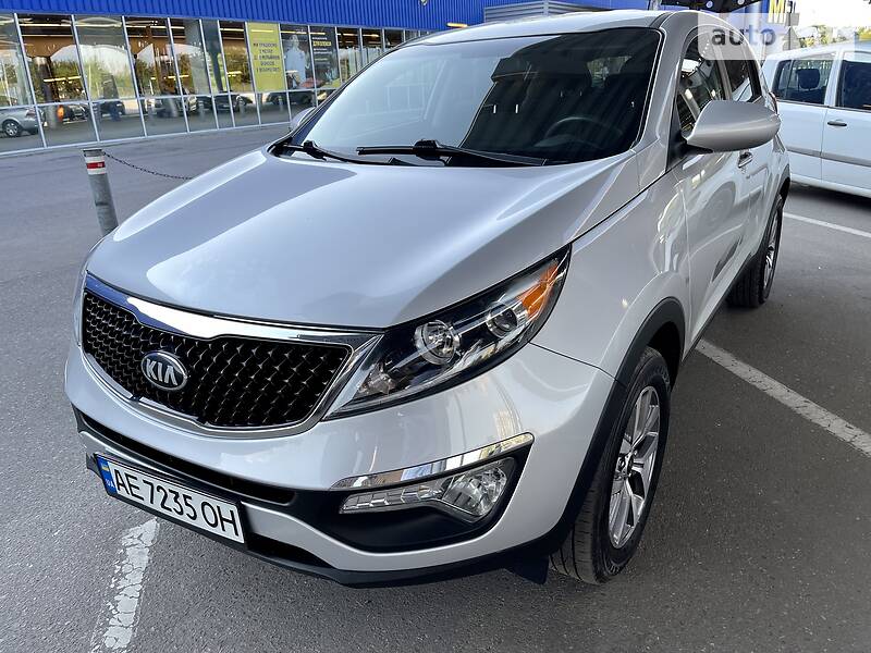 Внедорожник / Кроссовер Kia Sportage 2015 в Днепре