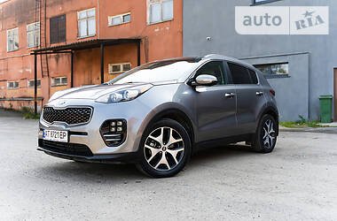 Внедорожник / Кроссовер Kia Sportage 2016 в Ивано-Франковске