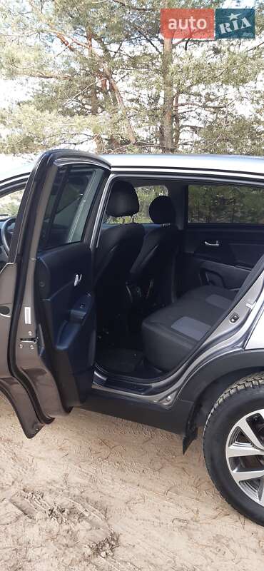 Внедорожник / Кроссовер Kia Sportage 2014 в Киеве