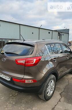 Внедорожник / Кроссовер Kia Sportage 2011 в Запорожье