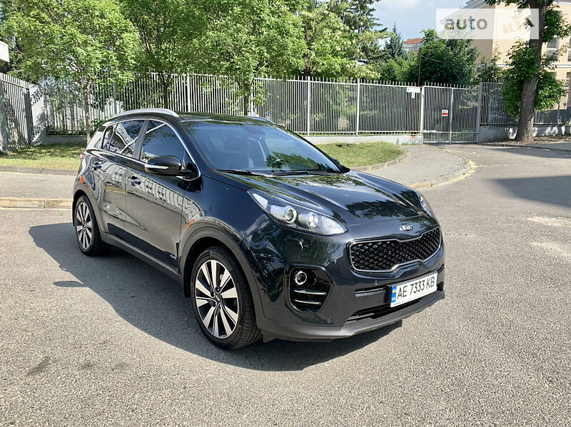 Внедорожник / Кроссовер Kia Sportage 2016 в Днепре