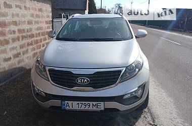 Позашляховик / Кросовер Kia Sportage 2011 в Борисполі