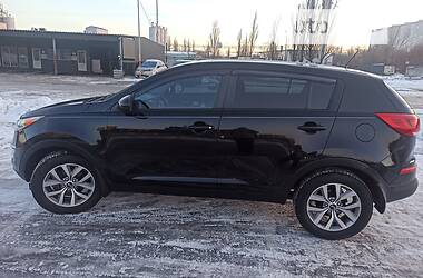 Позашляховик / Кросовер Kia Sportage 2014 в Києві