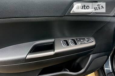 Позашляховик / Кросовер Kia Sportage 2021 в 