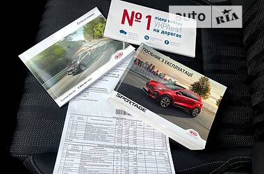 Позашляховик / Кросовер Kia Sportage 2021 в 
