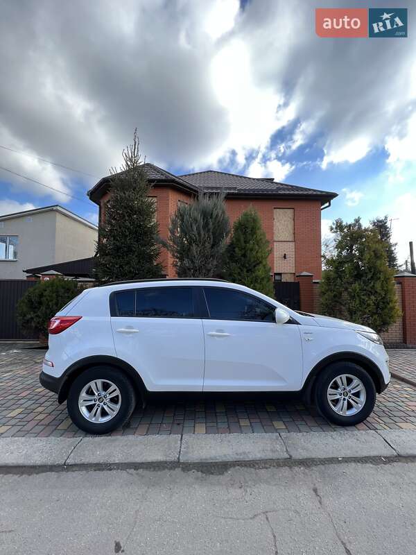 Внедорожник / Кроссовер Kia Sportage 2011 в Николаеве