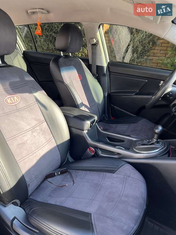 Внедорожник / Кроссовер Kia Sportage 2011 в Николаеве