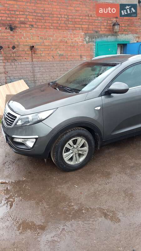 Позашляховик / Кросовер Kia Sportage 2012 в Харкові