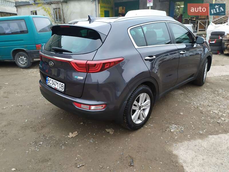 Внедорожник / Кроссовер Kia Sportage 2016 в Львове