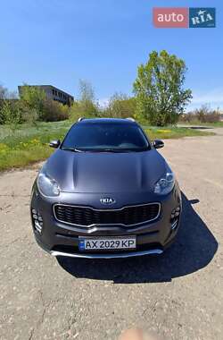 Внедорожник / Кроссовер Kia Sportage 2016 в 