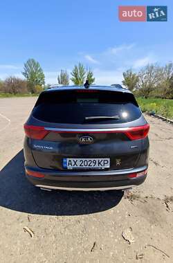 Внедорожник / Кроссовер Kia Sportage 2016 в 