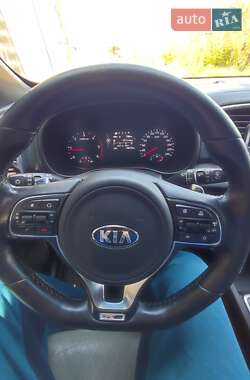 Внедорожник / Кроссовер Kia Sportage 2016 в 