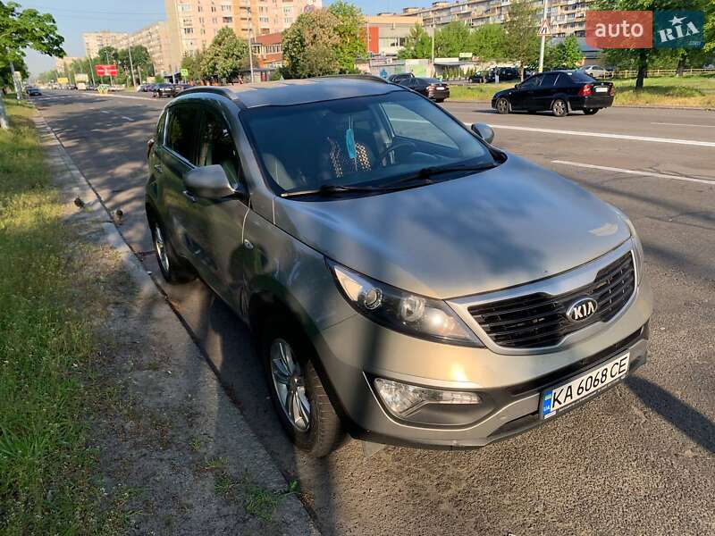 Внедорожник / Кроссовер Kia Sportage 2012 в Киеве