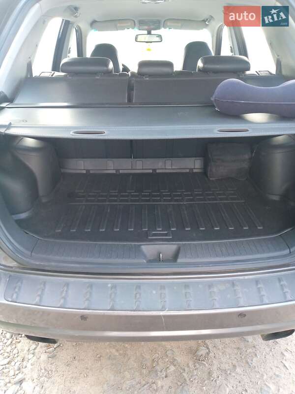 Позашляховик / Кросовер Kia Sportage 2005 в Звенигородці