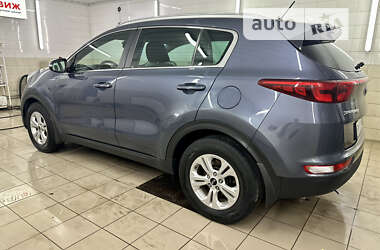 Позашляховик / Кросовер Kia Sportage 2018 в 
