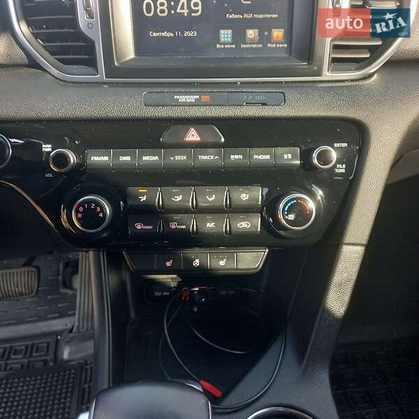 Внедорожник / Кроссовер Kia Sportage 2015 в Вознесенске