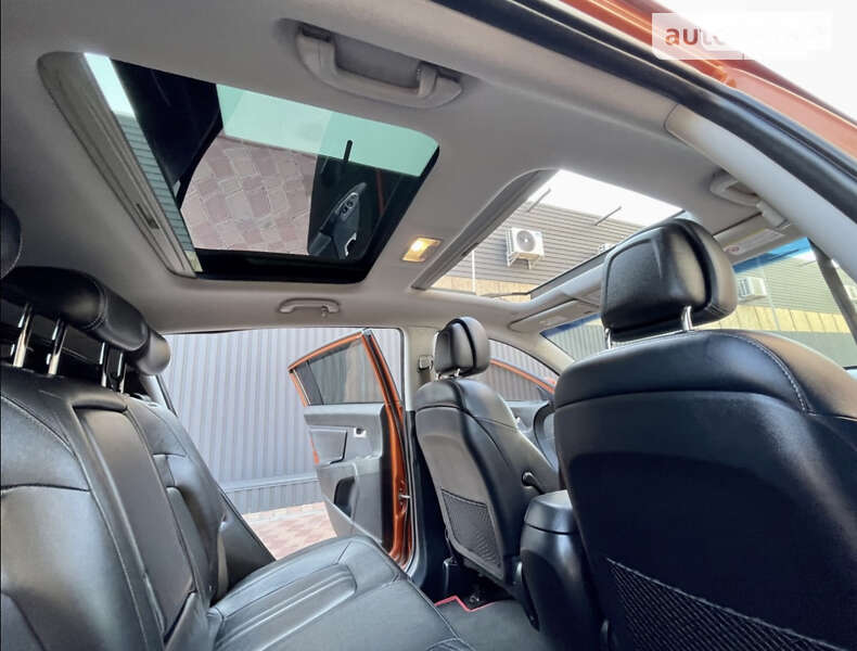 Внедорожник / Кроссовер Kia Sportage 2012 в Киеве