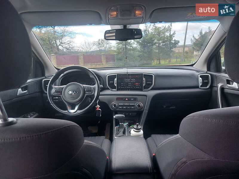 Позашляховик / Кросовер Kia Sportage 2016 в Долині