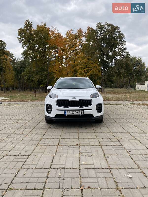Позашляховик / Кросовер Kia Sportage 2016 в Києві