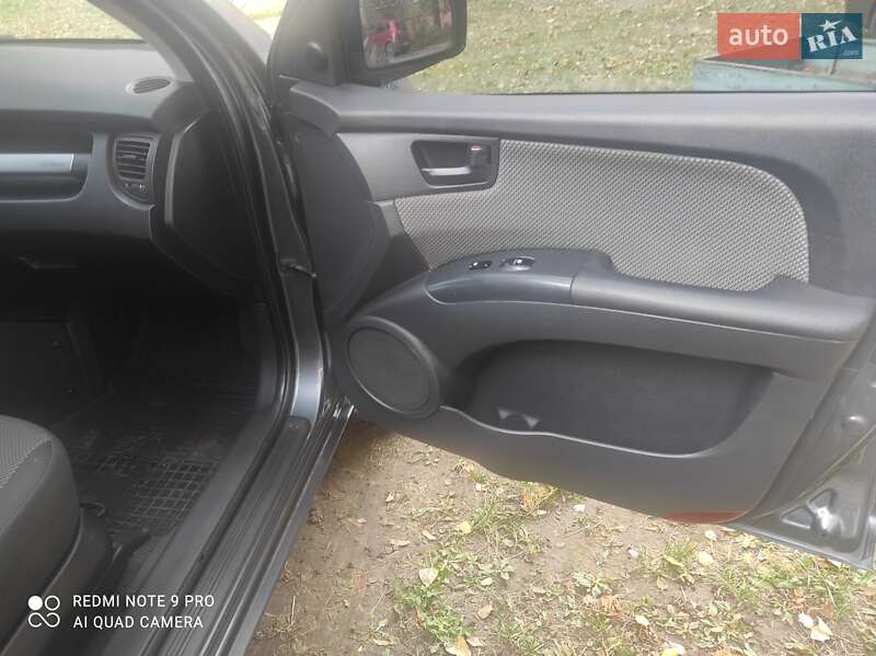 Позашляховик / Кросовер Kia Sportage 2008 в Слов'янську