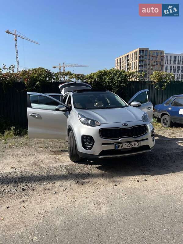 Внедорожник / Кроссовер Kia Sportage 2017 в Киеве