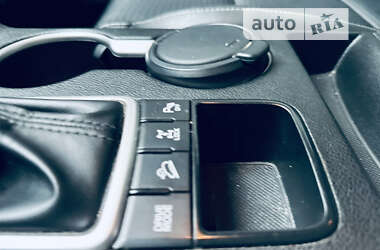 Внедорожник / Кроссовер Kia Sportage 2017 в 
