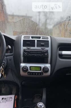 Внедорожник / Кроссовер Kia Sportage 2008 в 