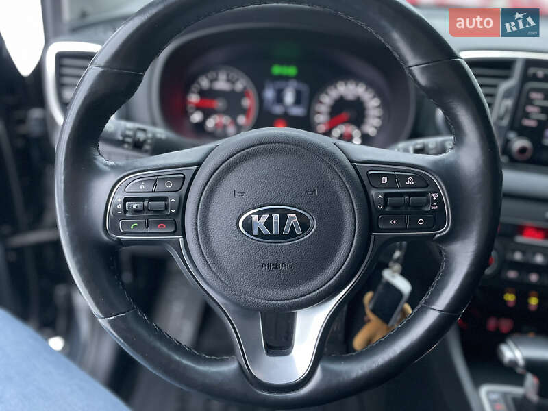Позашляховик / Кросовер Kia Sportage 2017 в Києві